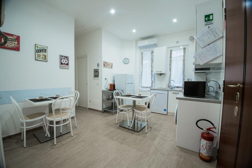 ホテル Desiderio Di Roma エクステリア 写真