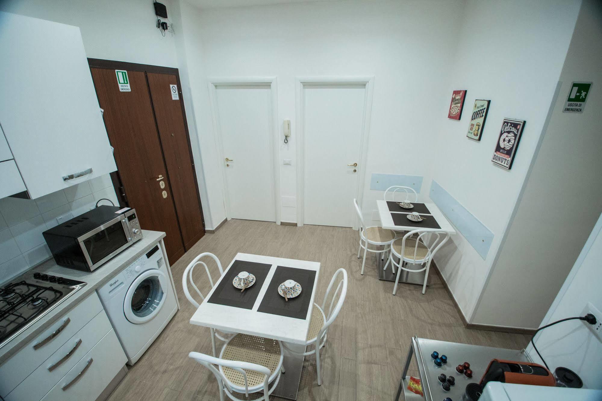 ホテル Desiderio Di Roma エクステリア 写真