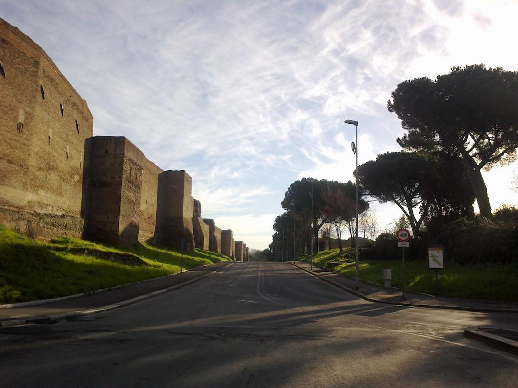 ホテル Desiderio Di Roma エクステリア 写真